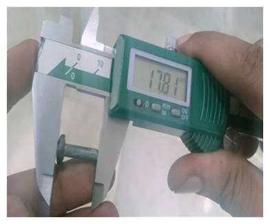 Digital vernier caliper check