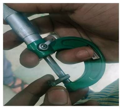 Micrometer check on a formed part